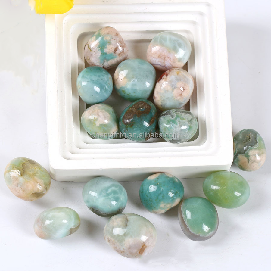 Irregular Shape Pocket Stone Wholesale Green Flower Agate Tumble Crystals Healing Gemstone Palm Stone Natural Flower Agate Tumbl