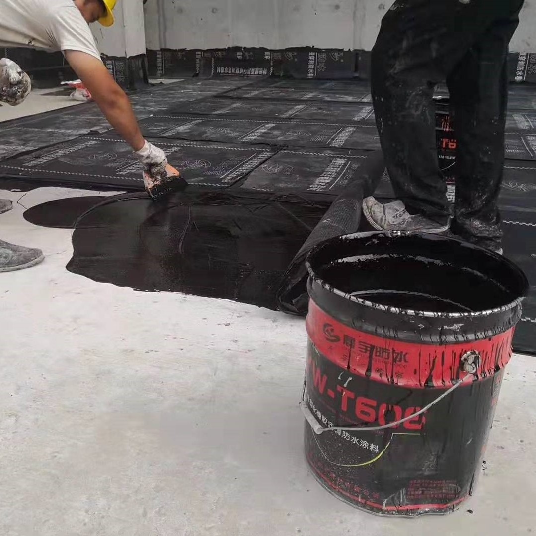 Manufacturers of non curing rubber asphalt waterproof coatings are selling well at low prices