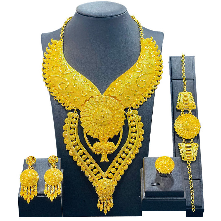 Wholesale 18k Gold Dubai Jewelry Sets Fashion Necklace Gold Jewelry African Women Accessories Jewellery Sets