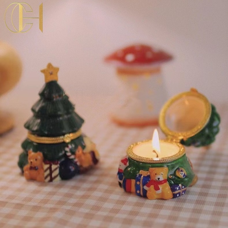 C&H Wholesale Modern Custom Candle Vessels Christmas Tree Unique Empty Ceramic Candle Jars For Home Decor And Gift