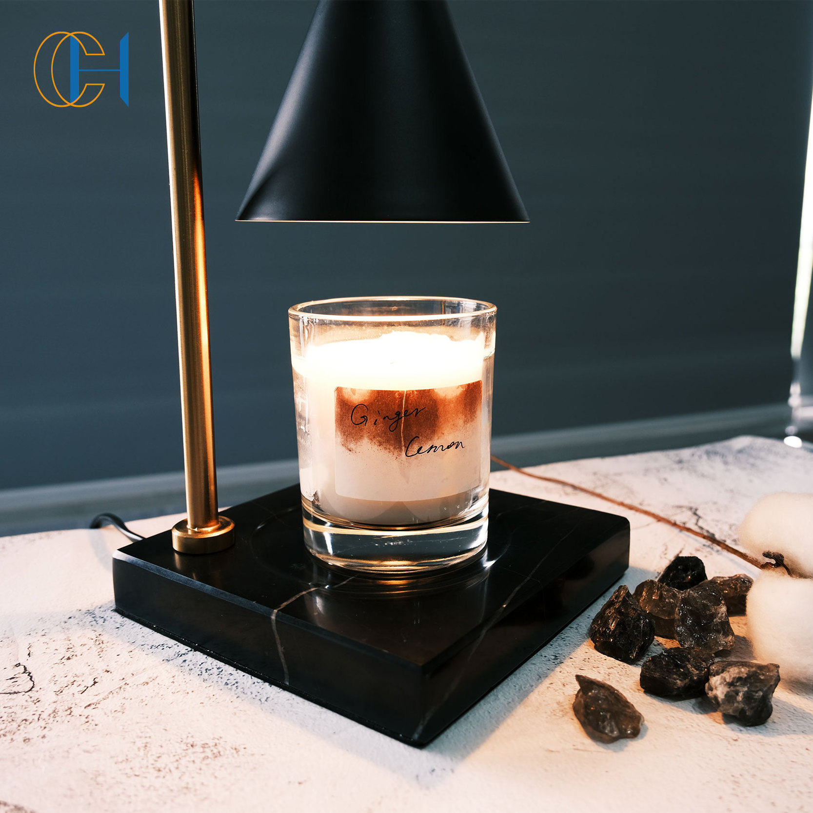 2023 Factory Direct Sales Home Battery Operated LED Candle Warmer Lamp Luxury Indoor Table Lamp Wax Melt lamp