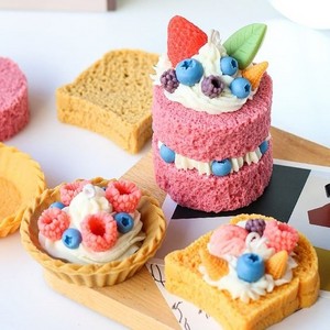 OME Cute Design Sweet Dessert Cupcake Candle Cake Ice Cream Gift Candle Soy Wax Scented Candle