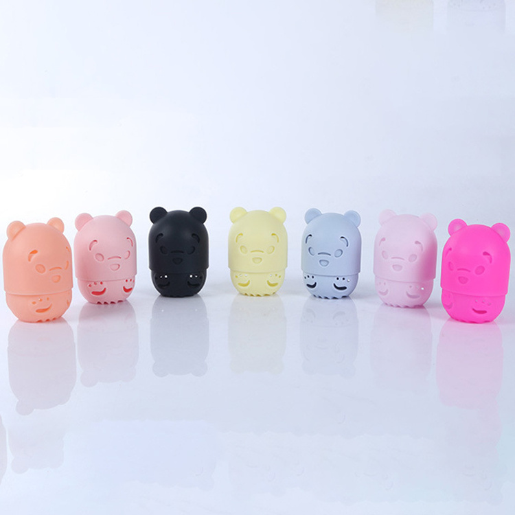 2024 New Style High Quality Cartoon Bear Beauty Sponge Travel Container Silicone Makeup Blender Cosmetics Organizer Container