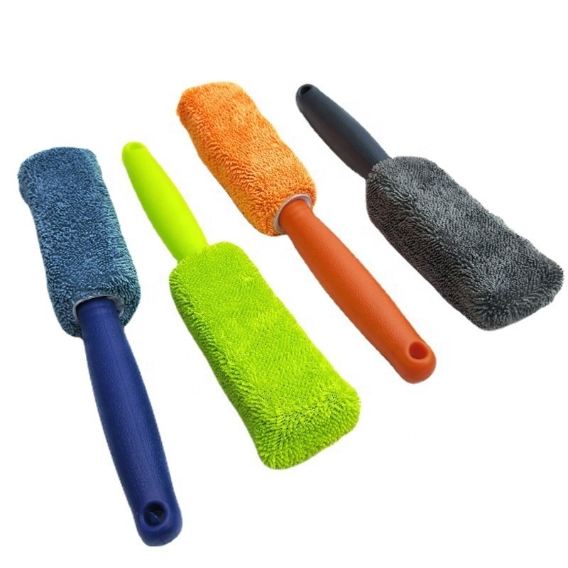 Custom Long Handle Microfiber Soft Twisting Cloth Car Wheel Tyre Tire Cleaning Washing Auto Detailing Brush