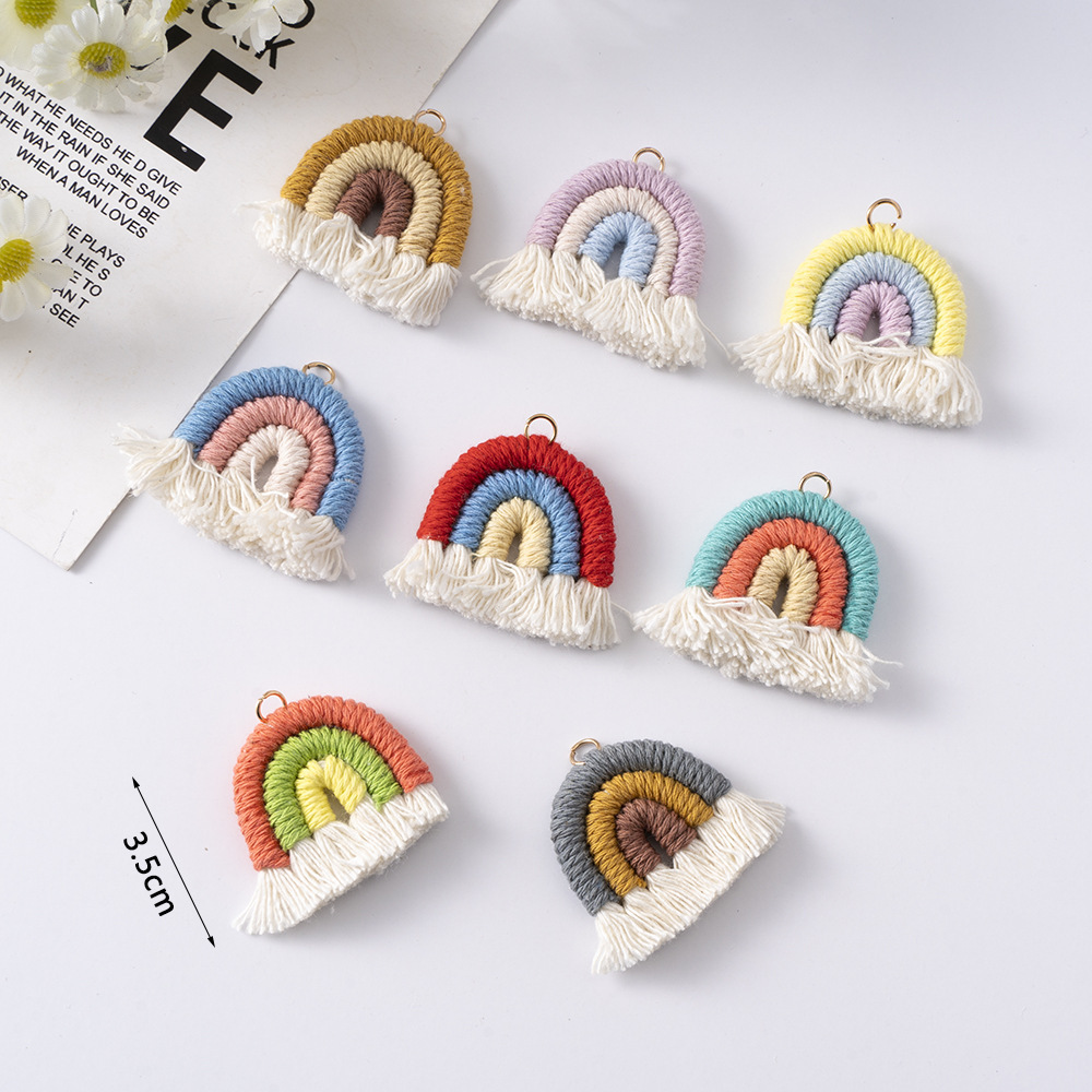 Boho Handmade Weaving Rainbow plush Key chain for Women key Holder macrame keyring rainbow keychain car Bag Charm girly keychain