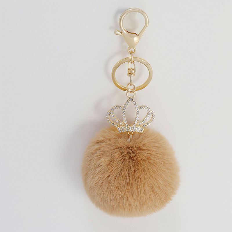 Pom Pom Keychain Artificial Fur Ball Plush Keychains Fluffy Accessories Car Bag Charm Faux Rabbit Fur Pompoms Keyring With crown