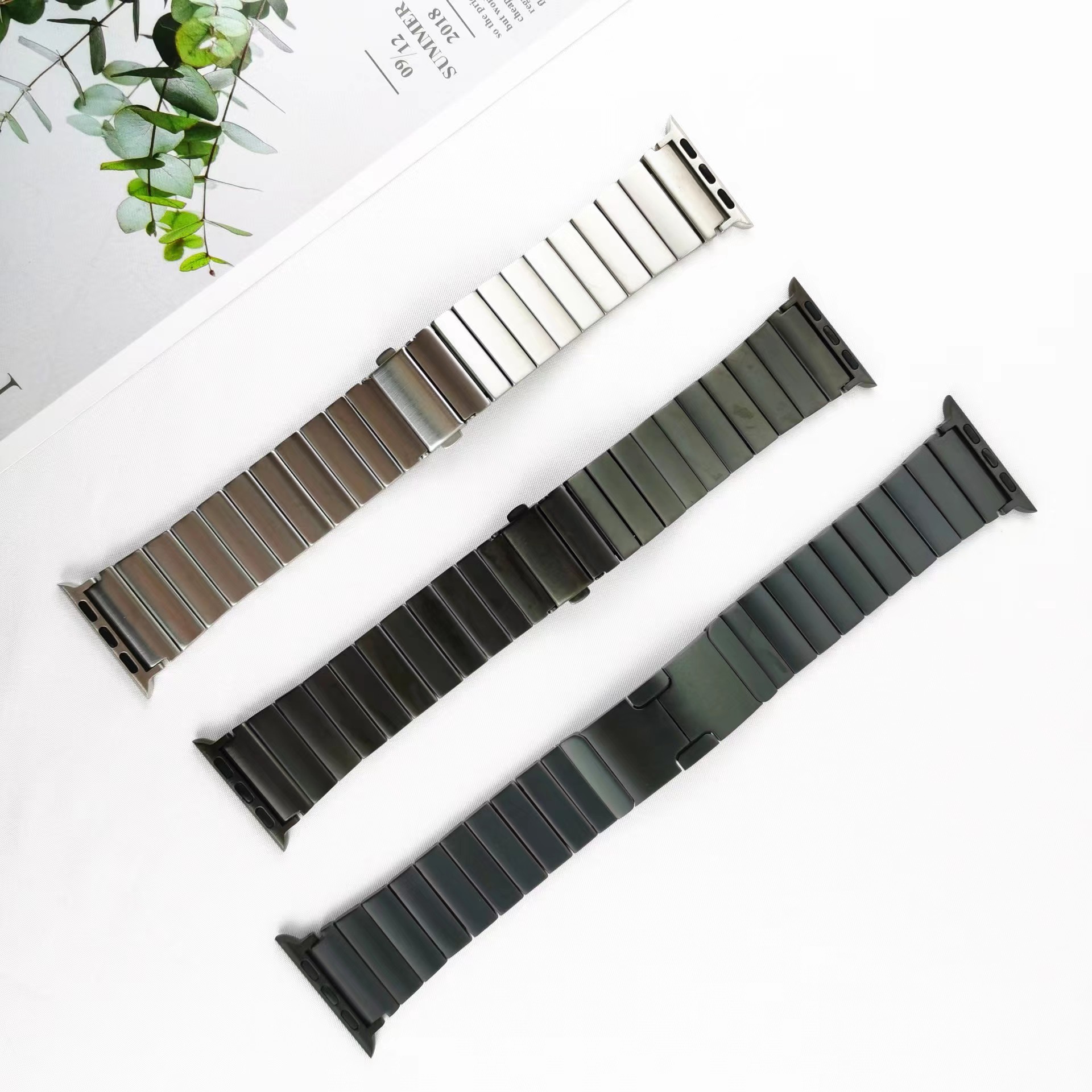 Titanium Metal Band for Apple Watch Series 8/7/6/5 Wrist Strap Replacement Apple Watch Band 41mm 45mm 49mm