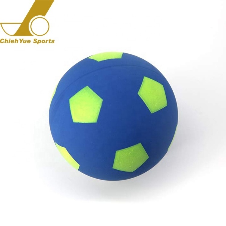 Promotion Wholesale Football Custom High Bounce Hollow Soccer Rubber Ball