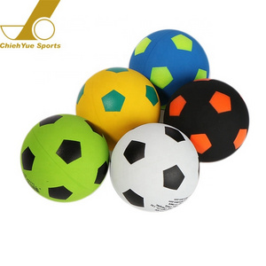 Promotion Wholesale Football Custom High Bounce Hollow Soccer Rubber Ball