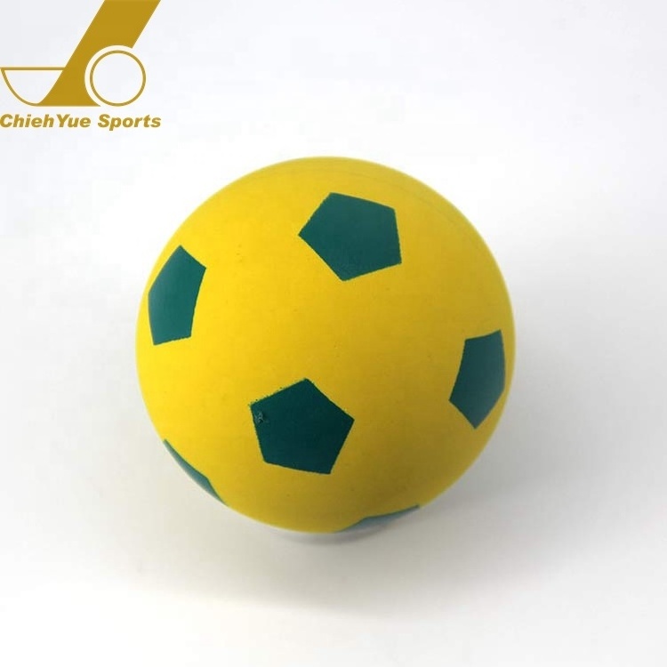 Promotion Wholesale Football Custom High Bounce Hollow Soccer Rubber Ball