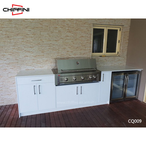 Large Bbq Grill White Quartz Stone Kitchen Island Black Refregerater Sink Cabinet Stainless Steel Outdoor Kitchen