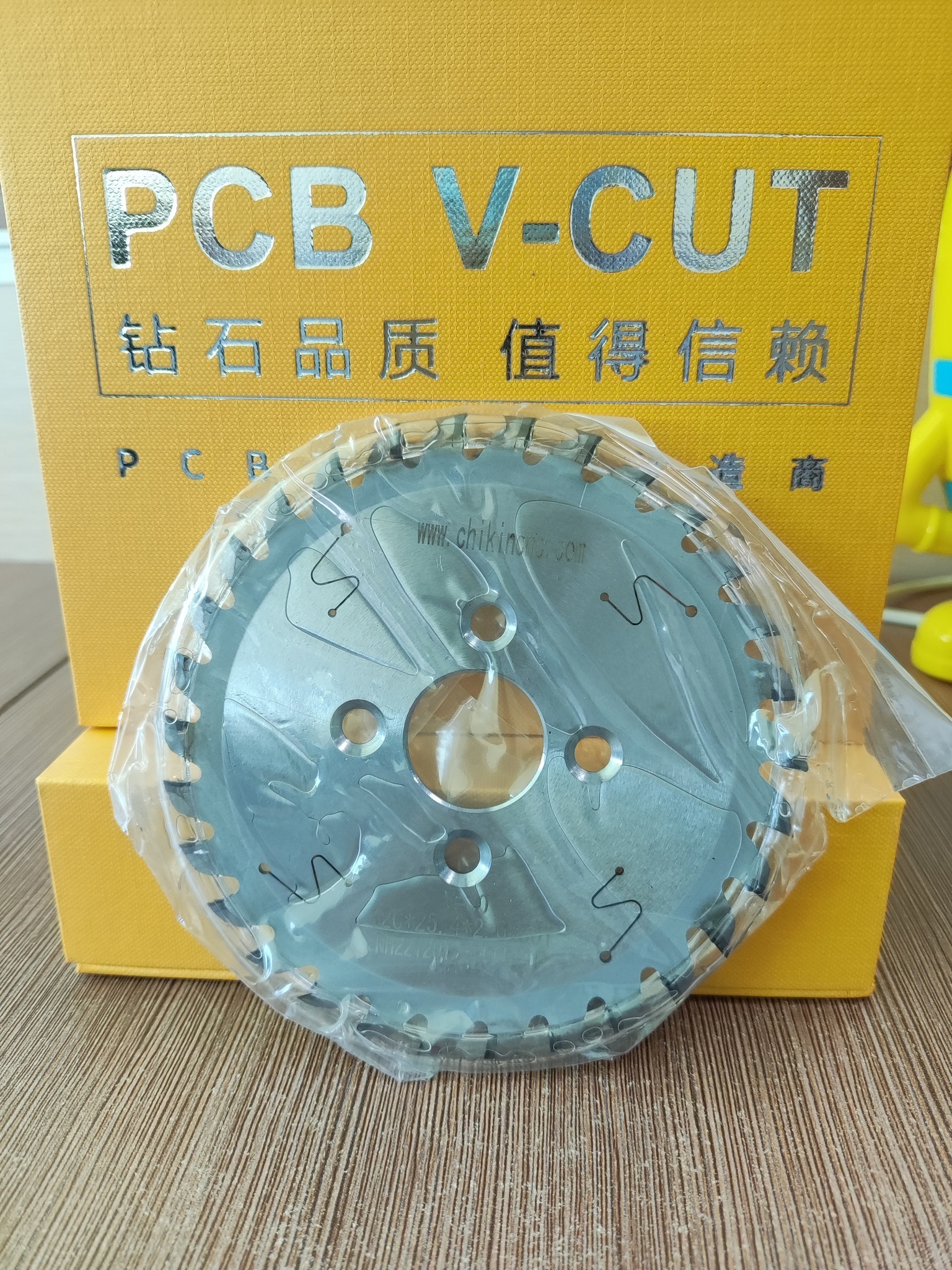 Circular Saw hot sale V grooving saw blade Cutting Disc PCB cutter machine v cut blade diamond saw blades 120*2*25.4 30T