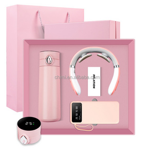 New Custom Mother's Day Gift Set Corporate Woman Sister Friend Gifts for Mom Birthday Gift Flask Neck Massager With Power Bank