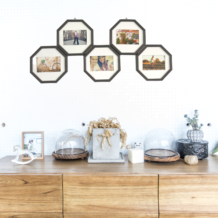 An Octagon Wooden Picture Frame Suitable For 4x6