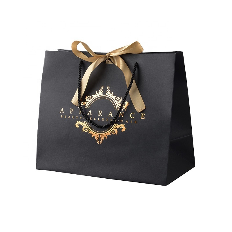 Customized luxury black paper bag with your own logo clothing packaging shopping bag gift paper bag