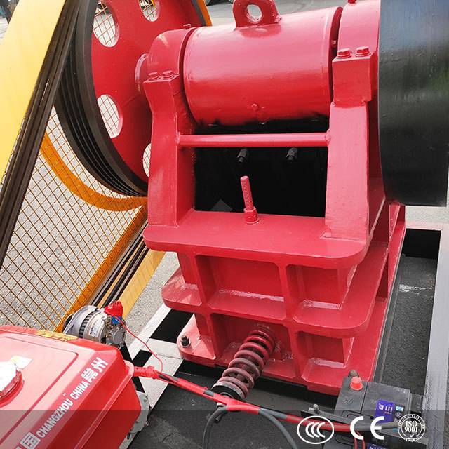 Small Capacity 5-20 tph Stone Crusher pe 250x400 Model Diesel Jaw Crusher With Low Cost