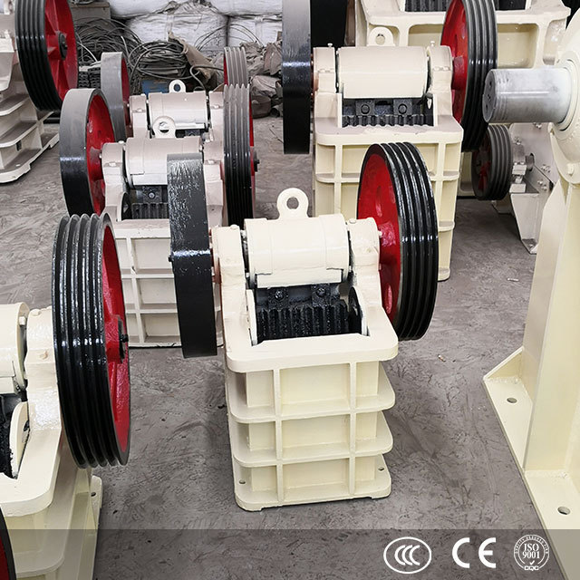 Cheap small mining gold ore pe-250x400 jaw crusher with long life for sale price