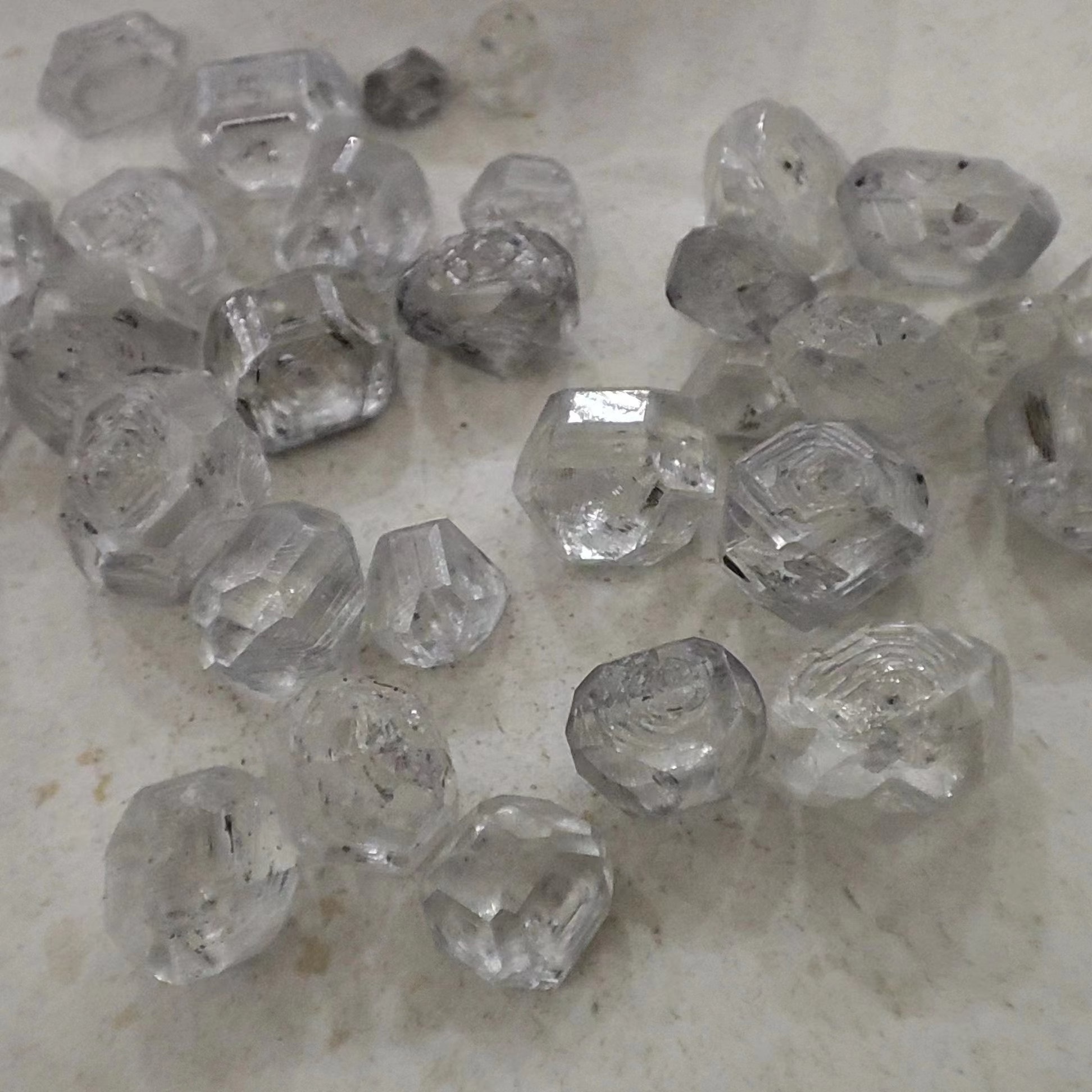 C grade white color HPHT rough diamond manufacture  uncut lab grown diamond cheap price lab grown diamond