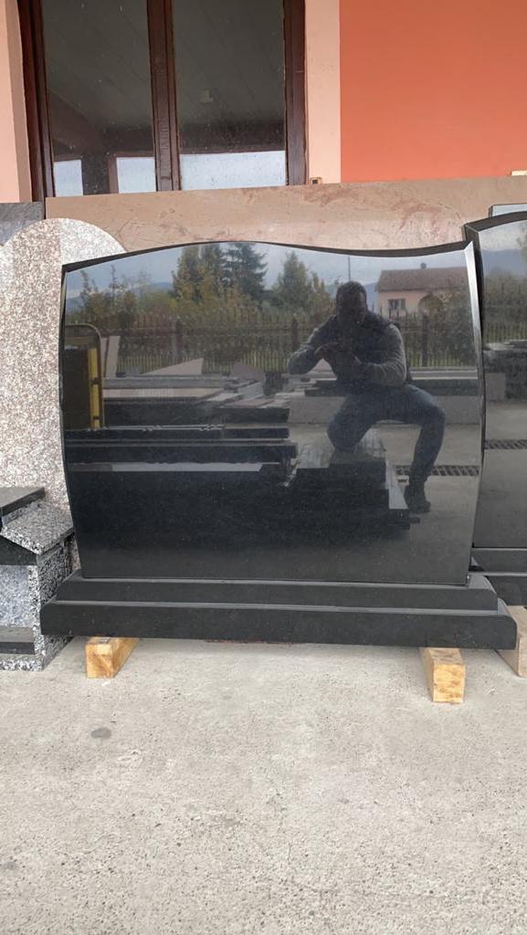 Serbian Style Funeral Monuments Wholesale Price Black Funeral Headstones Tombstones Monument Granite