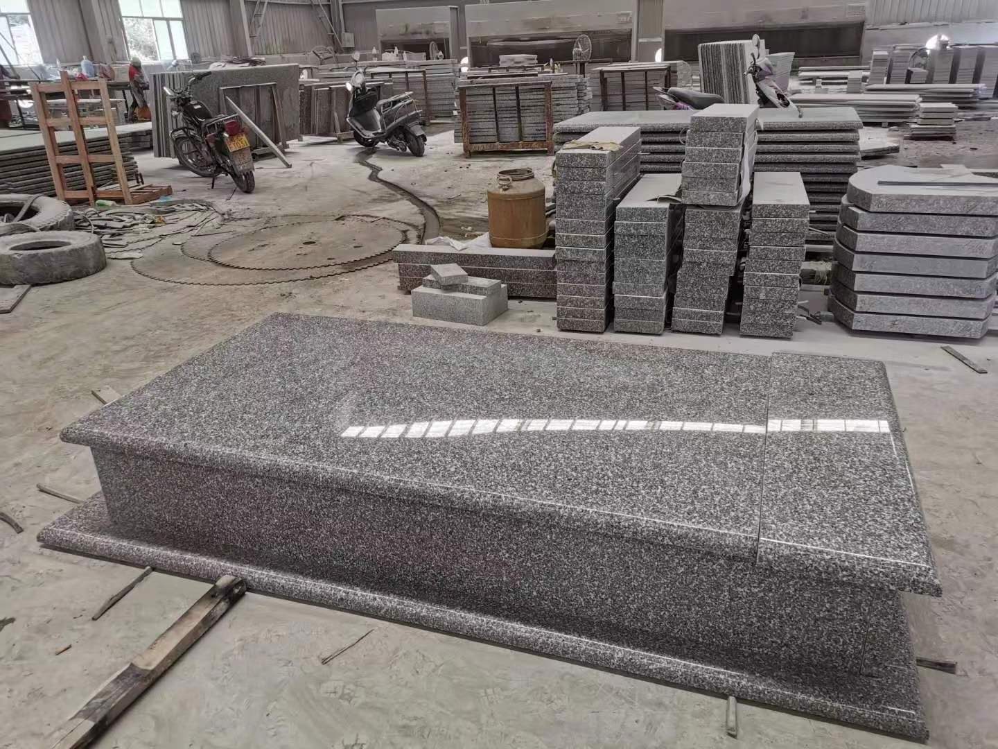 G664 Pink / Brown Granite Slabs  Funeral Tombstone Headstone Grave Stone for Cemetery Customized