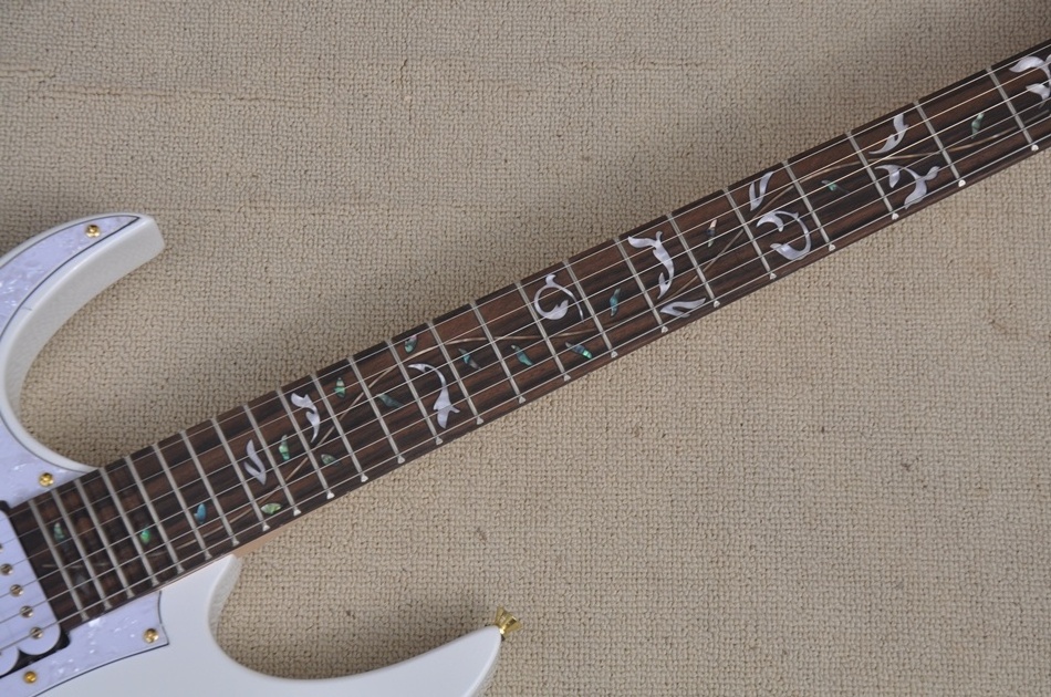 Chinese Guitar Left Handed White Electric Guitar with Tremolo Bridge,Golden Hardware,Thin body guitar