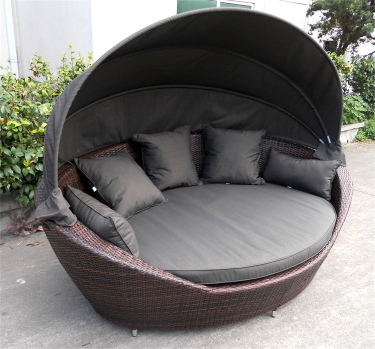 Outdoor Garden Patio Waterproof PE Rattan Resin Wicker Round Daybed with Cancopy