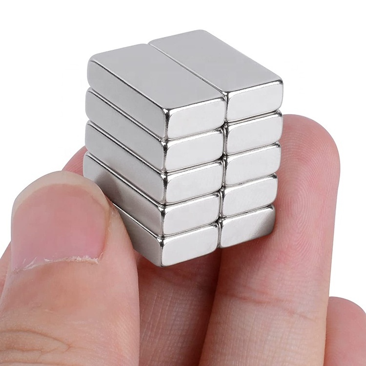 Permanent magnets N35 N45 N50 N52 super strong magnetic bar neodymium block magnet