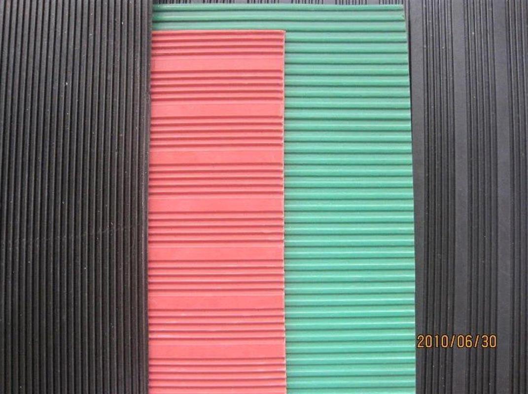 Fine Ribbed Rubber Sheet/Corrugated / Rolls for Flooring