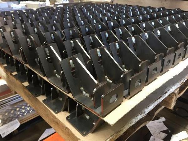 Sheet Metal Stamping Bending Fabrication Workshop Custom Aluminum Stainless Steel Products Welding Parts