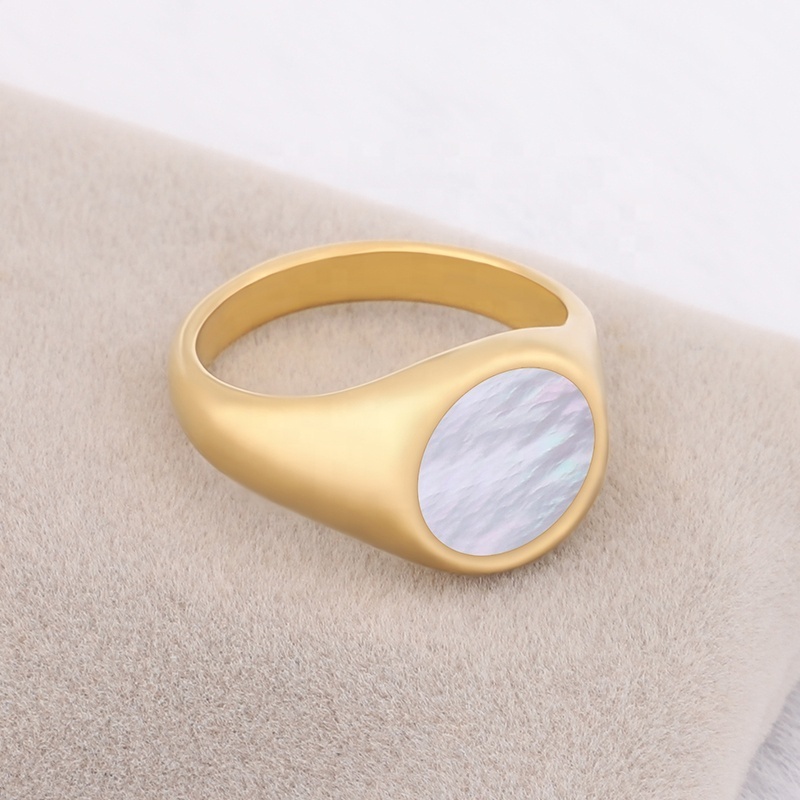 Fashion Men Women Jewelry 18k Gold Plated Minimal Ring Signet Logo Custom Stainless Steel Ring