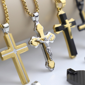 Jesus Cross Pendant Stainless Steel Fashion Christian Jewelry Gold Plated Crucifix Men's Pendant Necklace Graduation Gift