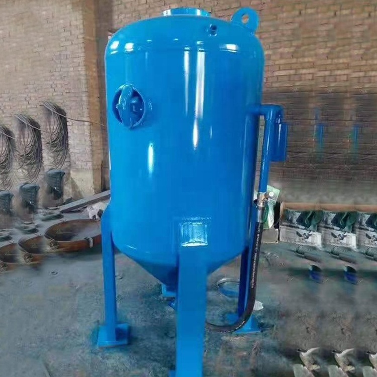 Water Sand Blasting Machine With Sandblasting Hoppers