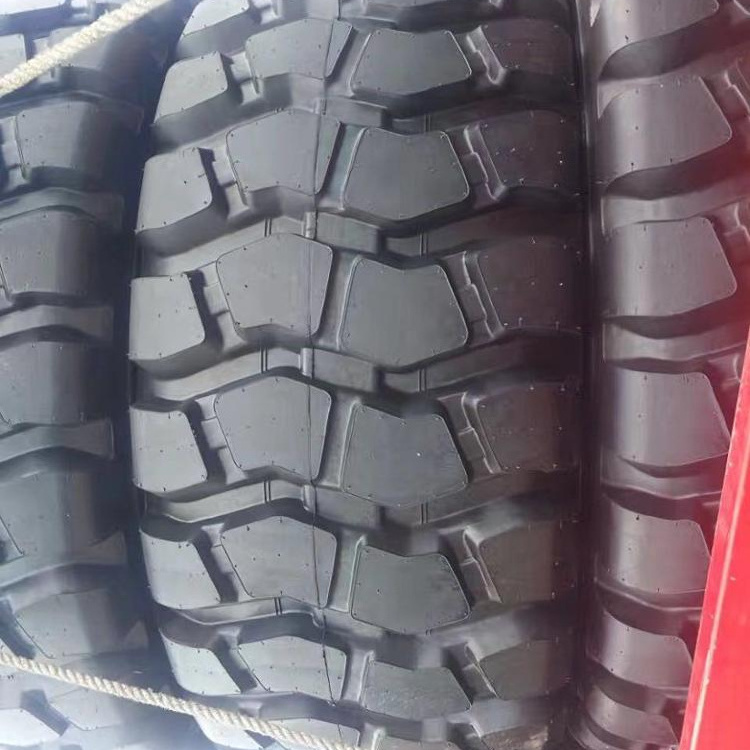 Westlake Goodride Brand CB763 23.5R25  26.5R25  29.5R25 E4 L4 Loader Earthmover Grader OTR tires