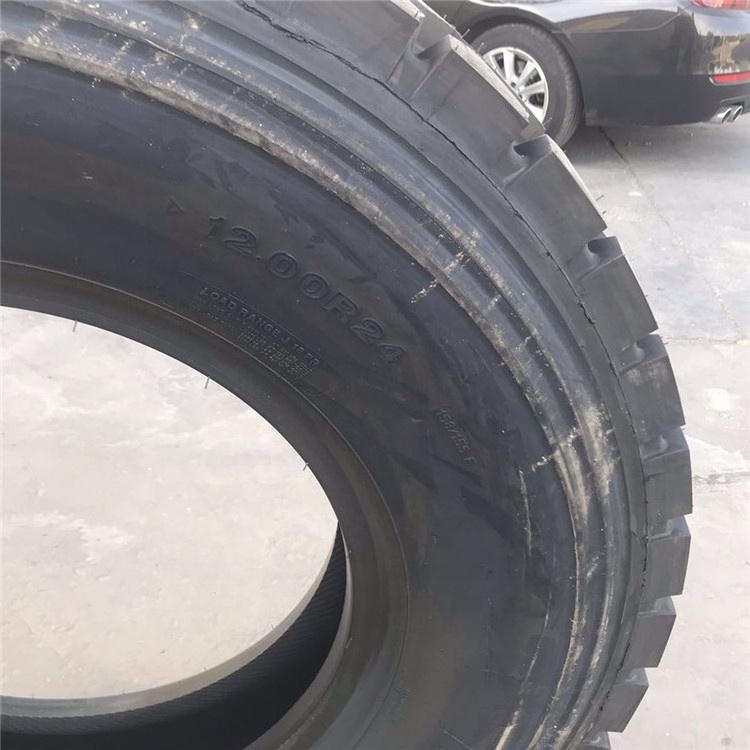 CHAOYANG TRUCK TIRE CHINESE TYRE FACTORY 12.00R24 12.00-24 CB972pattern