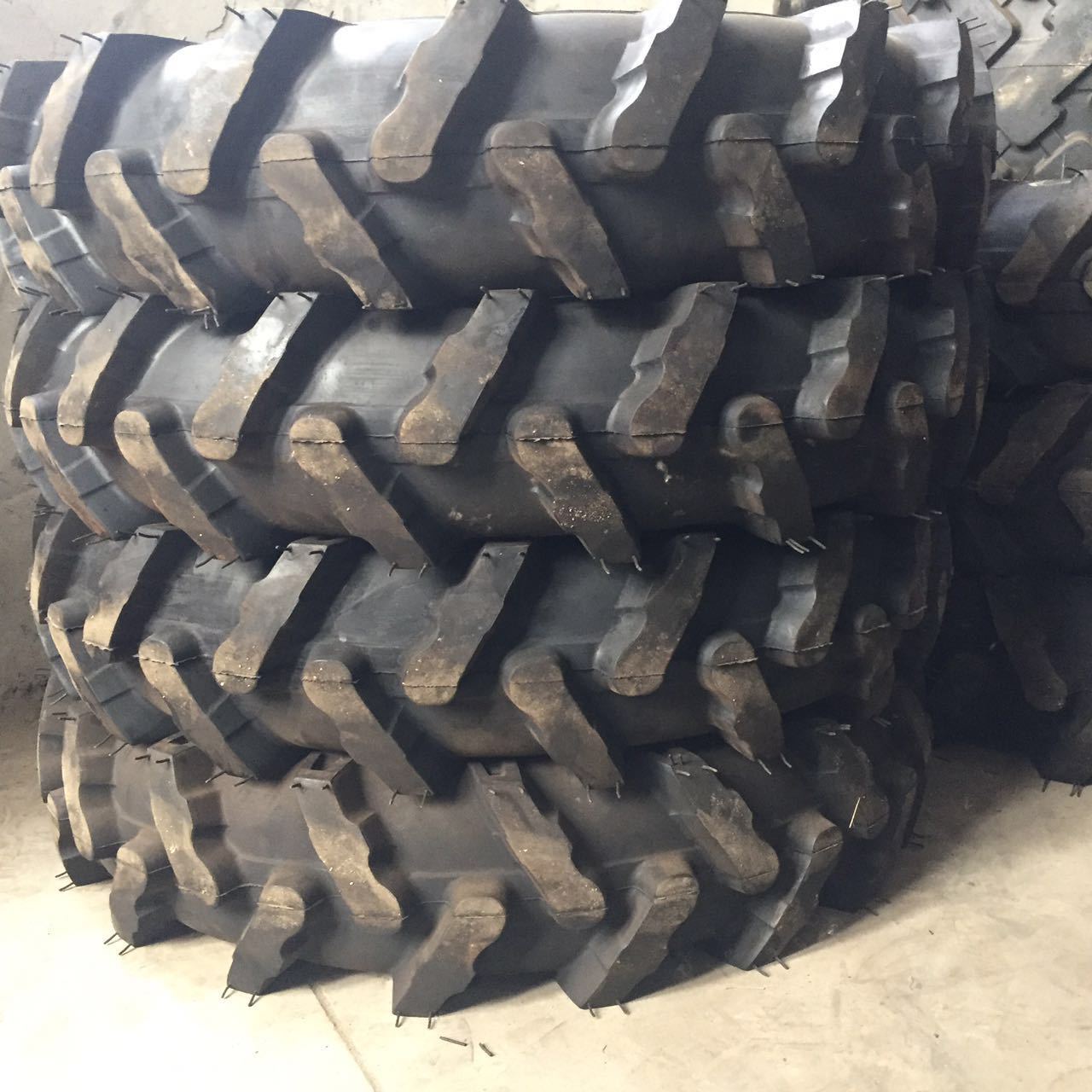 farm agricultural tractor  tires 13.6-24  13.6-28  13.6-38   tyres