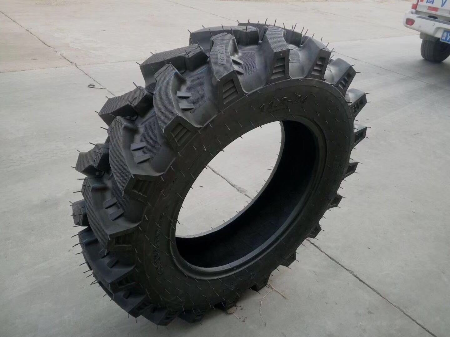 Agricultural tractor tire 6.00-12 6.00-14 8.3-20 8.3-24 9.5-22 9.5-24 with R1 Japanese Pattern farm vehicles tyres  R1 pattern