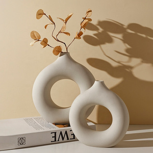 BHM White circle ceramic vase ins decoration living room home accessories creative crafts