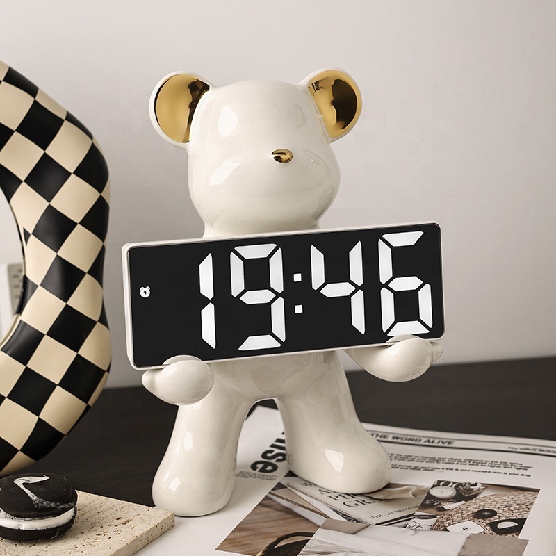 BHM Light luxury violent bear clock ornaments home living room entrance bedroom decoration desktop electronic clock