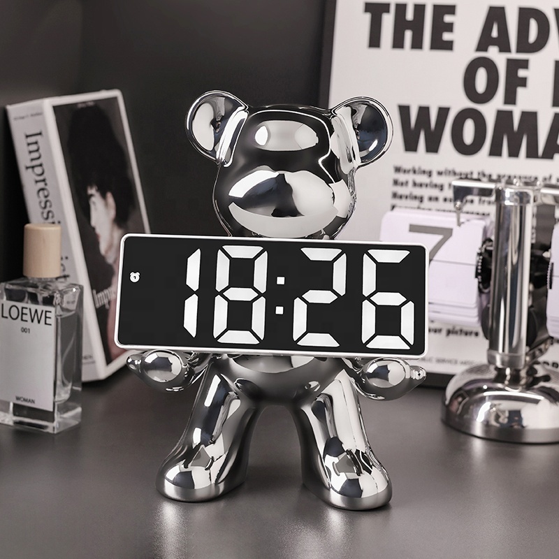 BHM Light luxury violent bear clock ornaments home living room entrance bedroom decoration desktop electronic clock