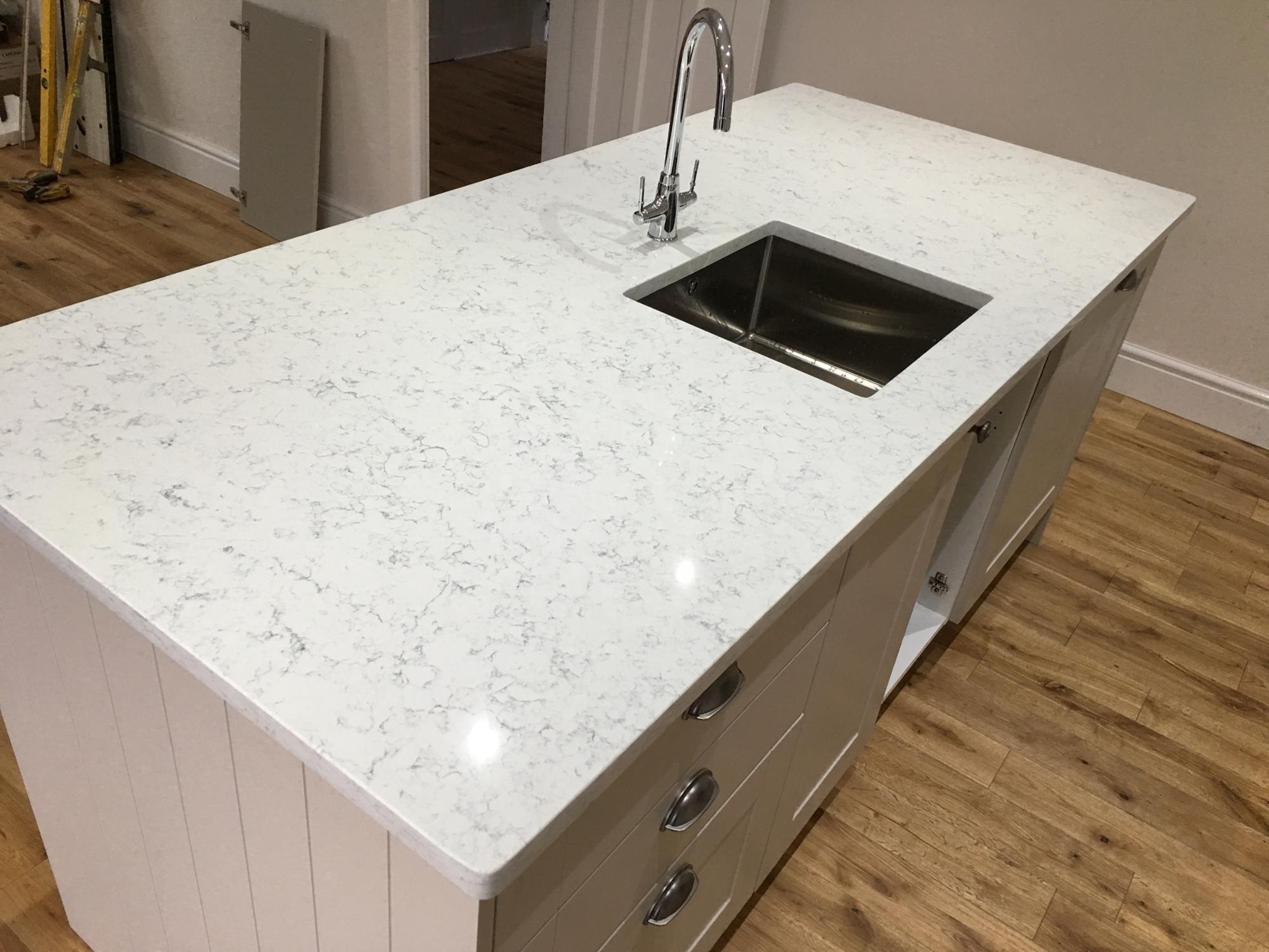 Artificial Stone Carrara Countertops Kitchen Cabinets White Quartz Tiles