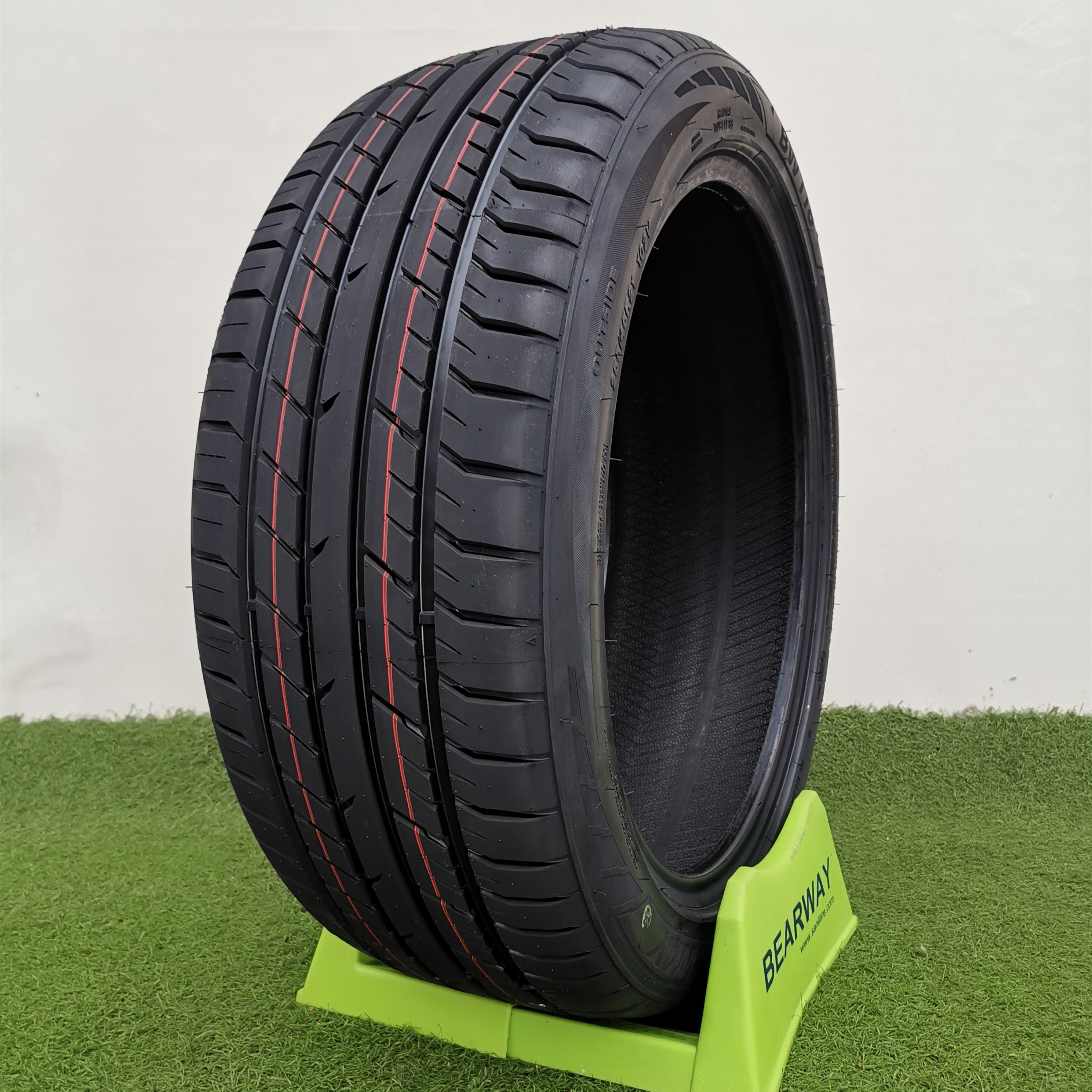 Economy tyre SANLI BEARWAY MARSWAY high quality PCR tire UHP HT AT RT MT 315/30R22 325/35R22 325/40R22