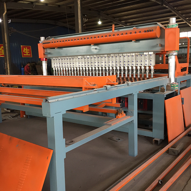 HBFL automatic reinforcing galvanized steel fence mesh roll making welding machine /automatic welded wire mesh factory price