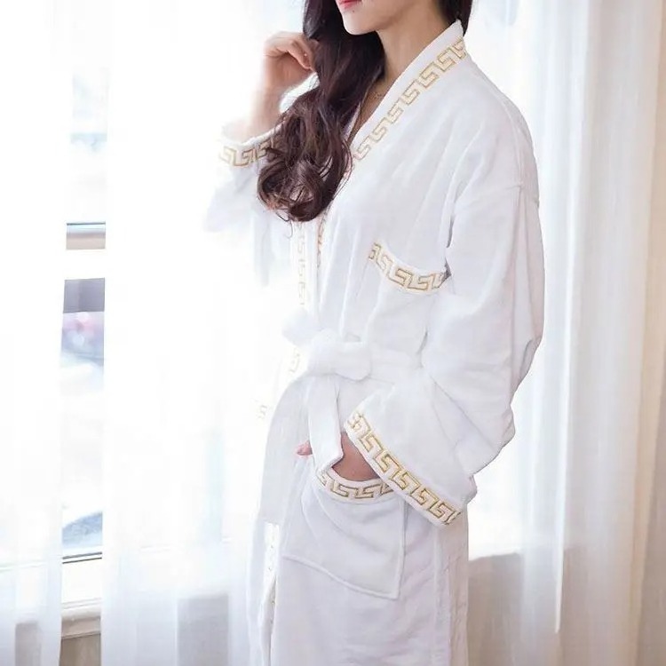 CFL factory price oem customized brand logo unisex luxury 100% cotton hilton hotel kimono collar bathrobe