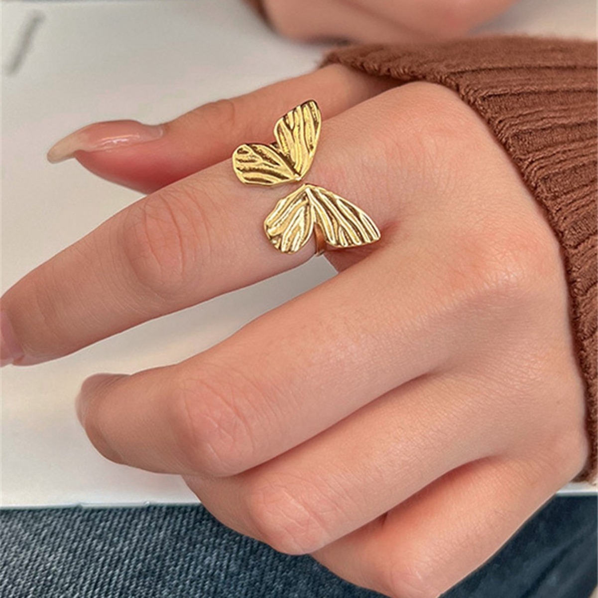 Butterfly ring high-level index finger dance small opening adjustable art ring