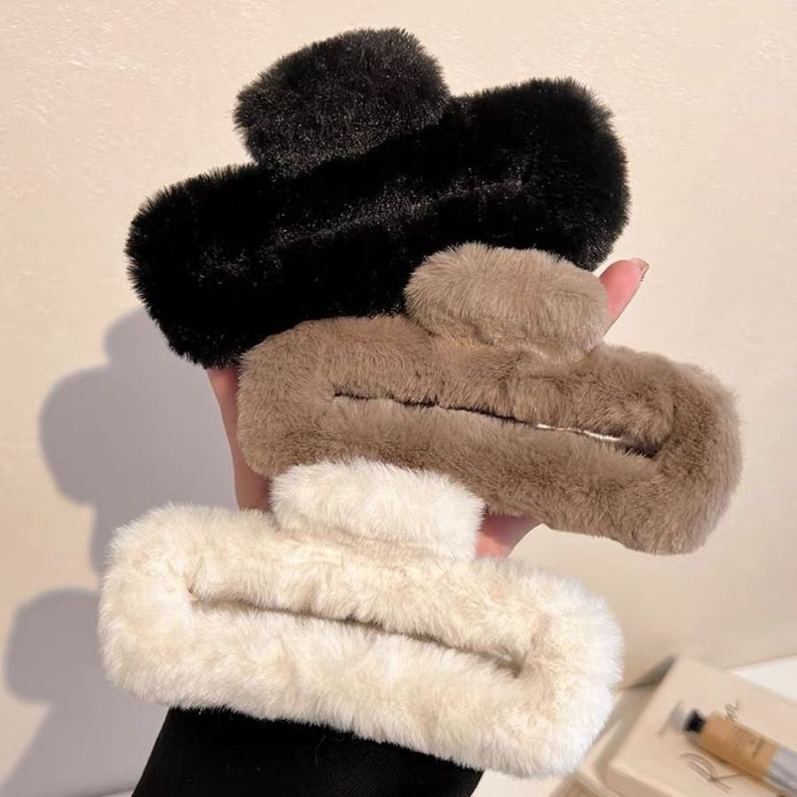 New Style Fluffy Large Hair Claw Clips 12cm Jumbo Rectangle Solid Color Furry Women Hair Accessories For Winter