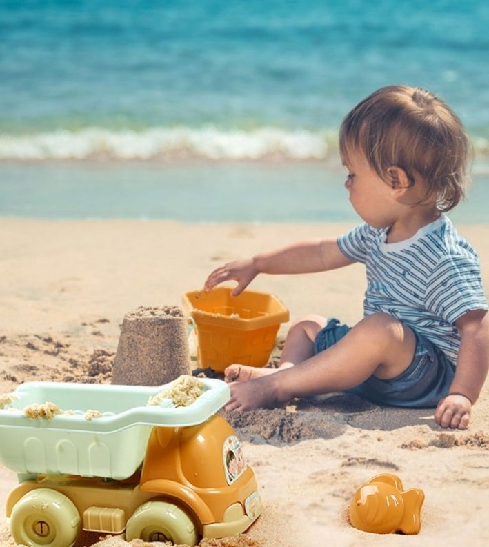 Beach Sand Toy Set Plastic Truck Car for Kids with Bucket and Shovel,Summer Outdoor Travel Playing Beach Toys for Toddler