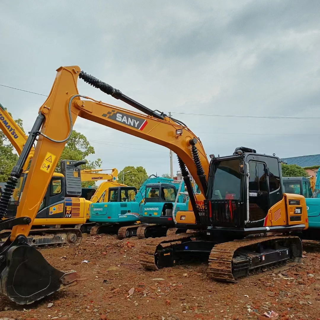 Sany Excavator Sany 135 SY135 135C 13 ton mini excavator Sany SY135 SY115 SY 155 SY195 crawler excavator sold at a low price