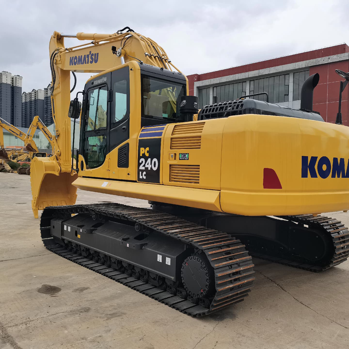 Used komatsu excavator pc 220 200 excavator komatsu pc PC240 PC300 from japan for sale price new komatsu pc220 excavator