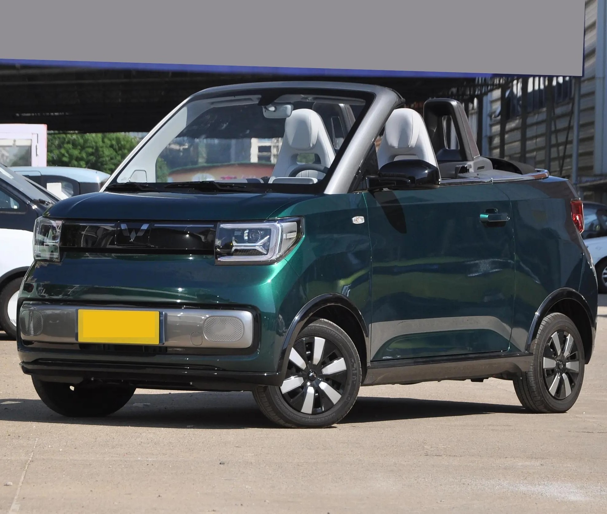 Hot New Energy Vehicle Wuling Mini Cabrio Convertible Cheap Electric Car