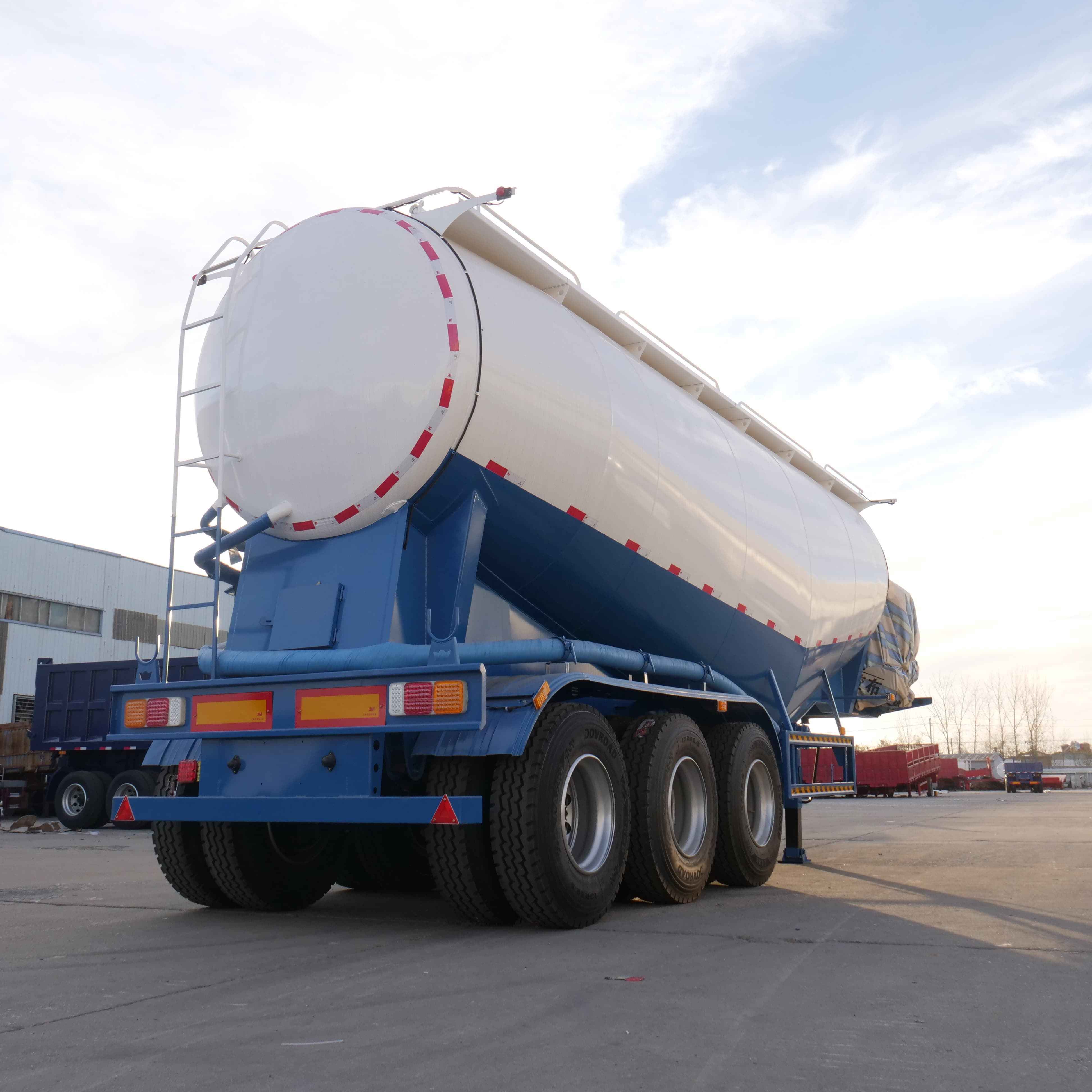 High Quality New 42- 45 cbm V-Shape Tanker Transport Chemical Liquid Tank Semi Trailer Dry Powder Bulk Cement Tank Semi-trailer